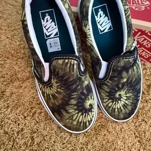 Vans Kids Tie-Dye Slip-On Sneakers
